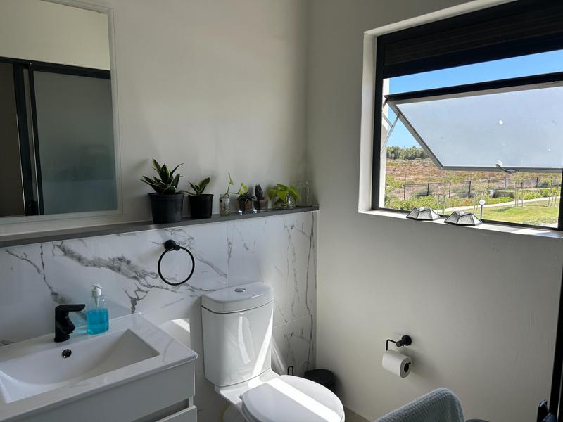 To Let 1 Bedroom Property for Rent in Sandown Western Cape